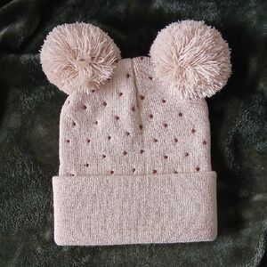 NWOT Adult Beige Beaded Pom-Pom Beanie